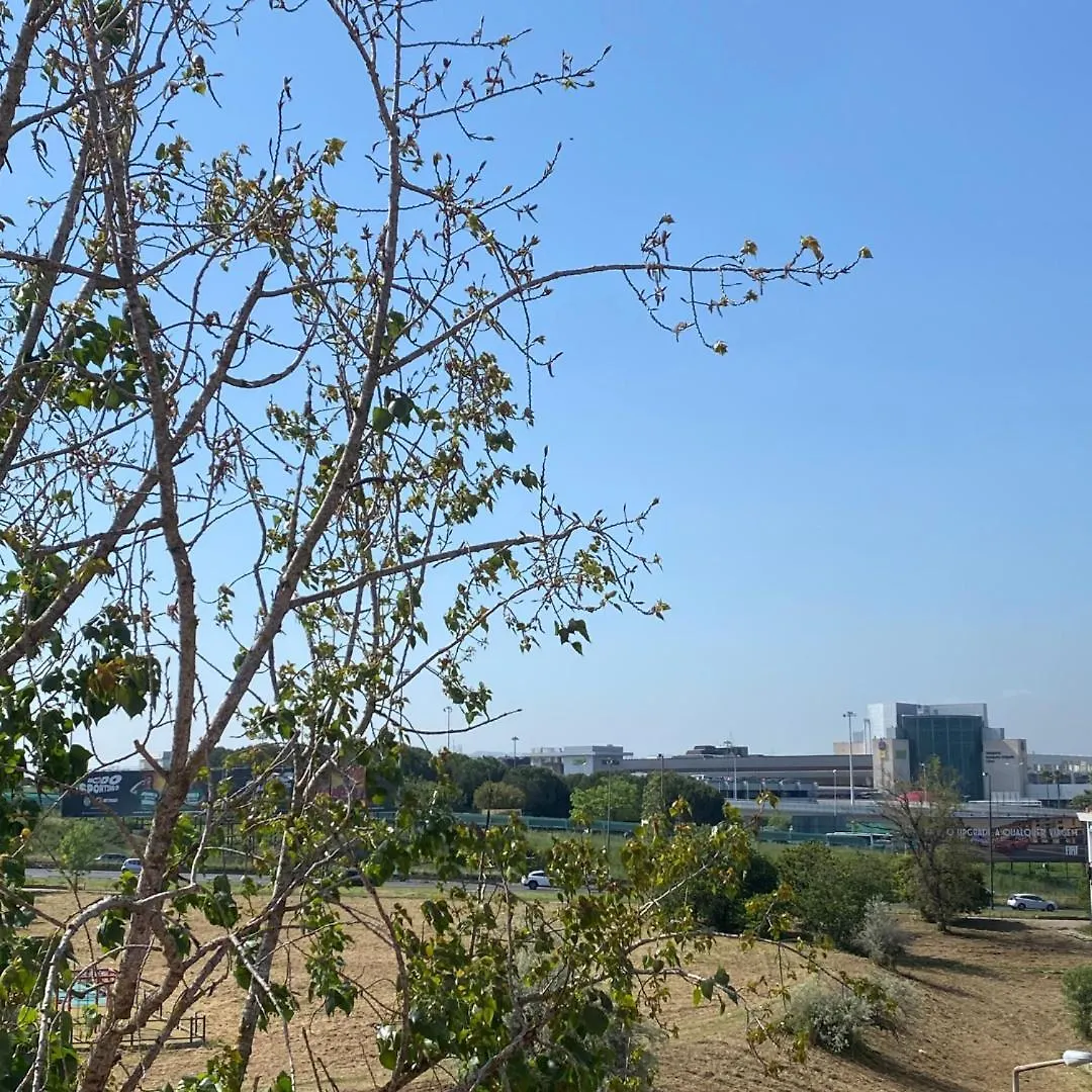 Homestay Lisbon Airport Guesthouse Portugal