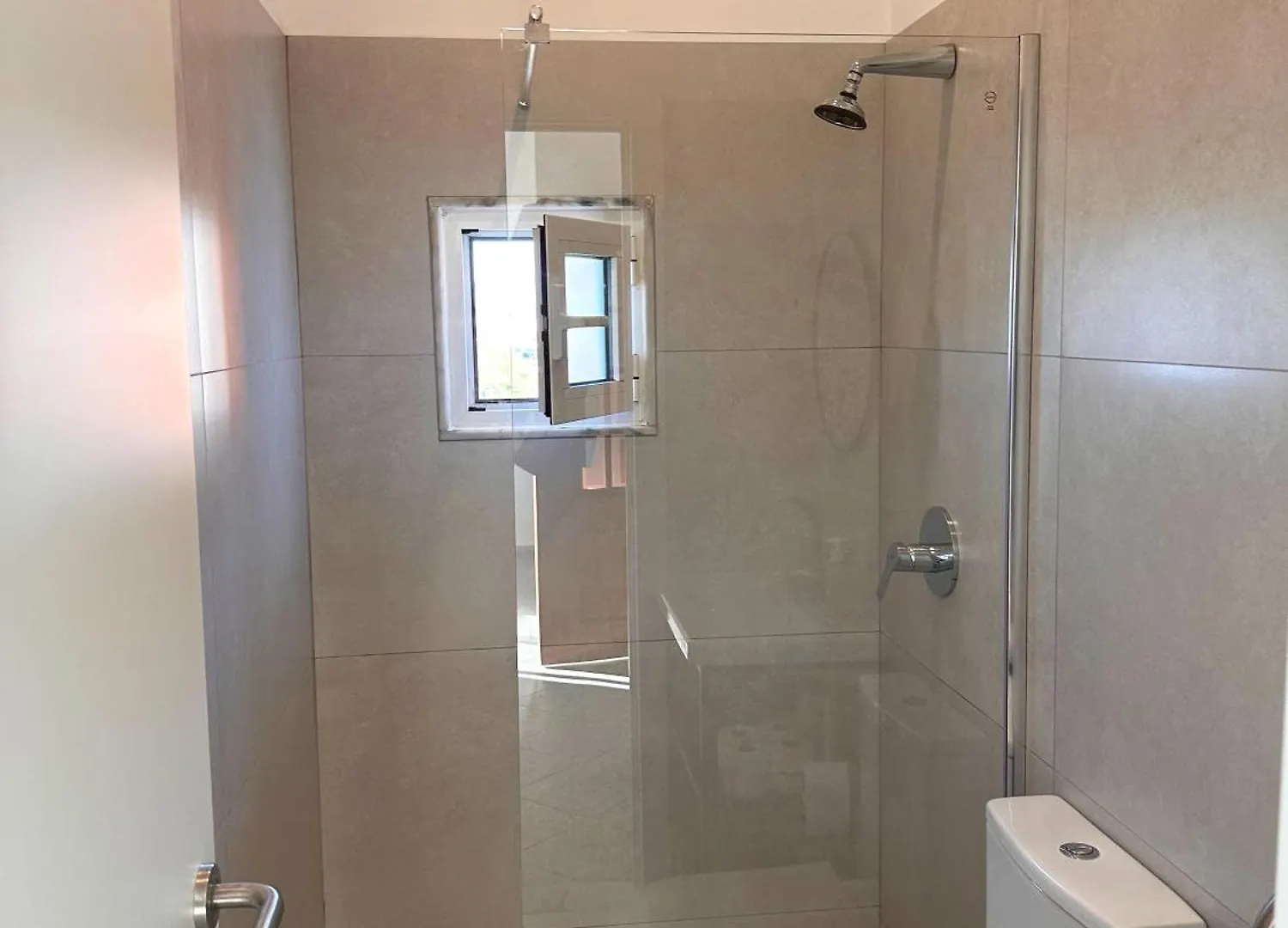 Homestay Lisbon Airport Guesthouse Portugal